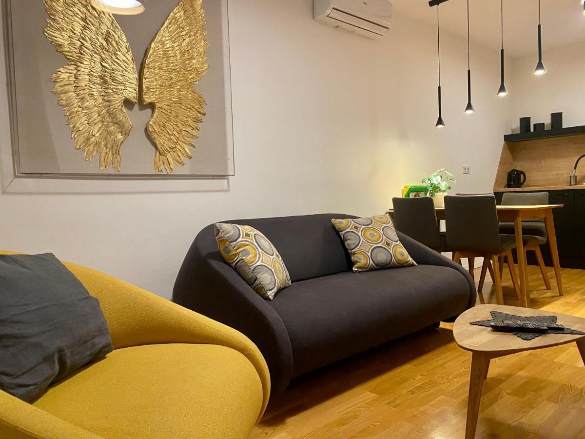 Appartamento Studio Apartman Krila Wings Zagabria Esterno foto